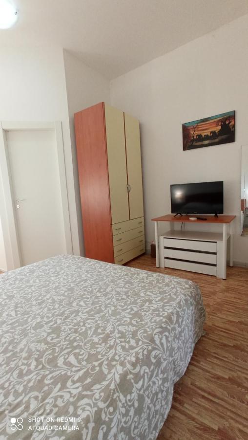 Fontanarossa Airport Apartment คาตาเนีย ภายนอก รูปภาพ