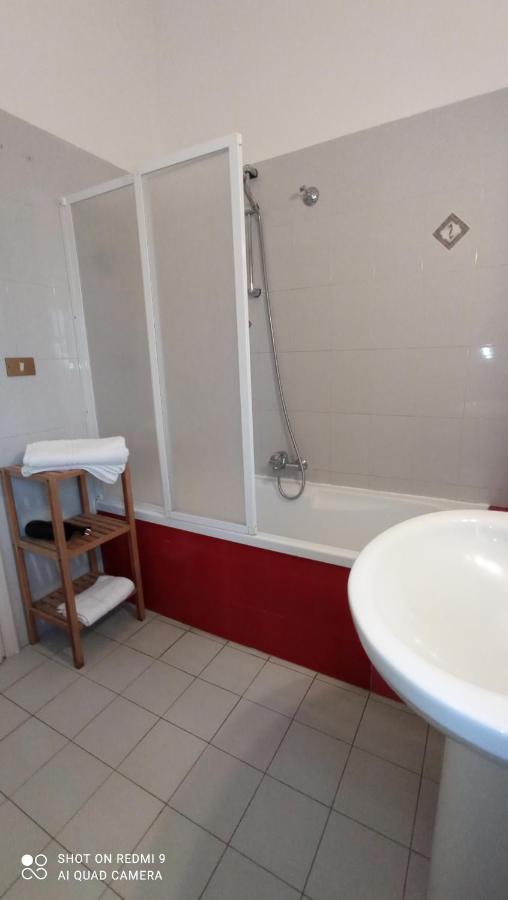 Fontanarossa Airport Apartment คาตาเนีย ภายนอก รูปภาพ