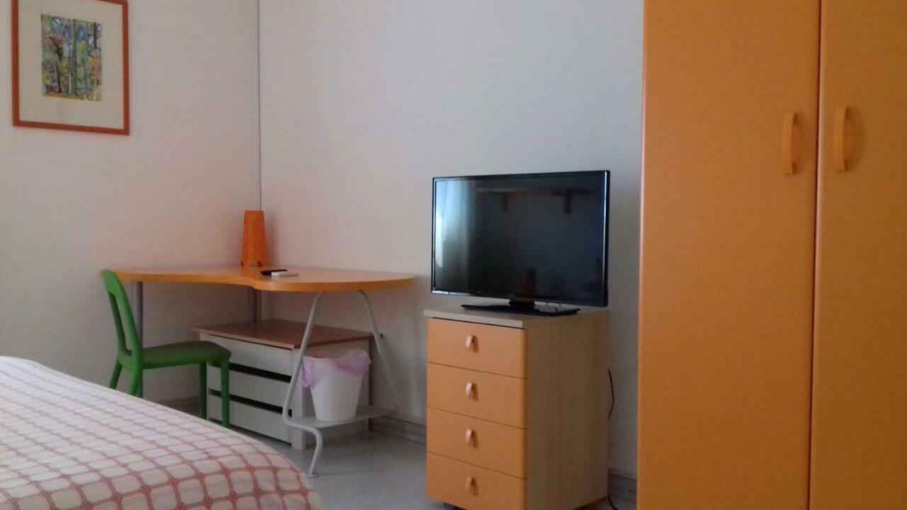 Fontanarossa Airport Apartment คาตาเนีย ภายนอก รูปภาพ